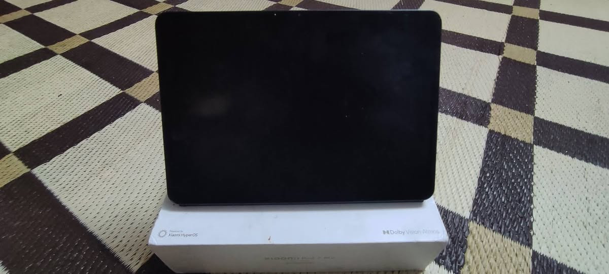 شاومي باد7برو مواصفاته معروفة
ذاكرة512جهاز غني عن التعريف 
بي فطر بالزاوية عاليمنه فطر زغير مثل ماموضح بالصورة مامأثر بي ابد الجهاز كامل ملحقاته استعمال اقل الشهرين سعرة600وبي مجال
عنواني نجف شارع ابو صخير مقابيل المعهد الفني باب الاقسام
وهذارقمي
***********او واتساب
اتصل وبخدمتك
