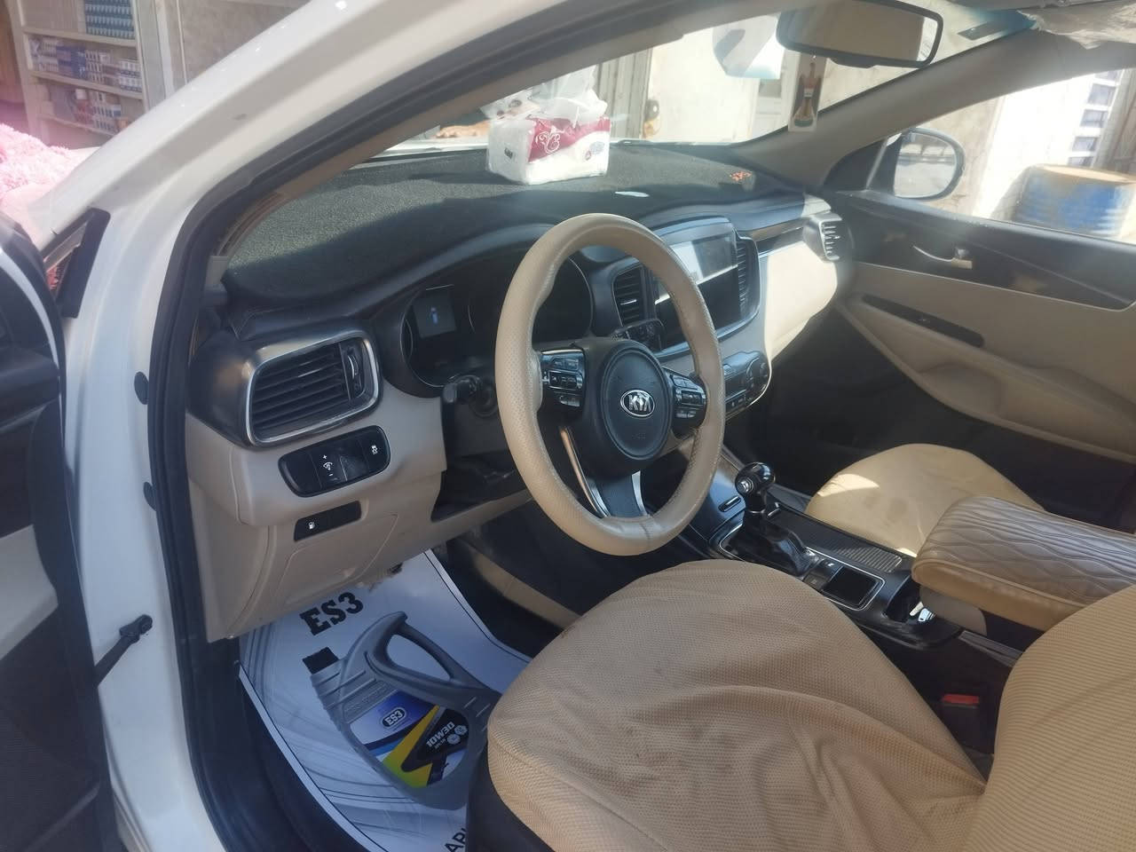 سورنتو خليجي موديل ١٦ كفاله عامه اربع سلندر
فول ماعدا البانوراما سبع راكب ثلاث قطع تبريد
سنويه ٢٧ مكان السياره واصط الكوت  السعر 200 وبيها
مجال بصيط ***********
