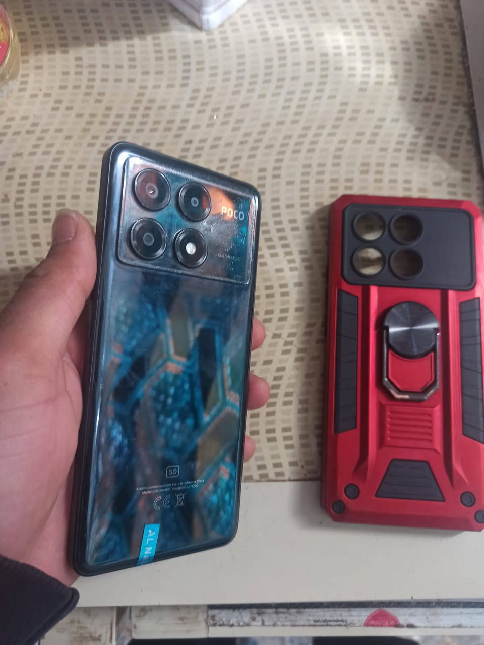 للبيع POCO X6 Pro 5G
120 هرتز 
120 فريم ببجي
بي فقط شخط صغير ومامأثر ع اي شي جهاز بعده جديد
مكفول من كلشي غير الشخط
مواصفاته بصوره 200 بالف بدون ملحقات
مكان بغداد البياع ***********
