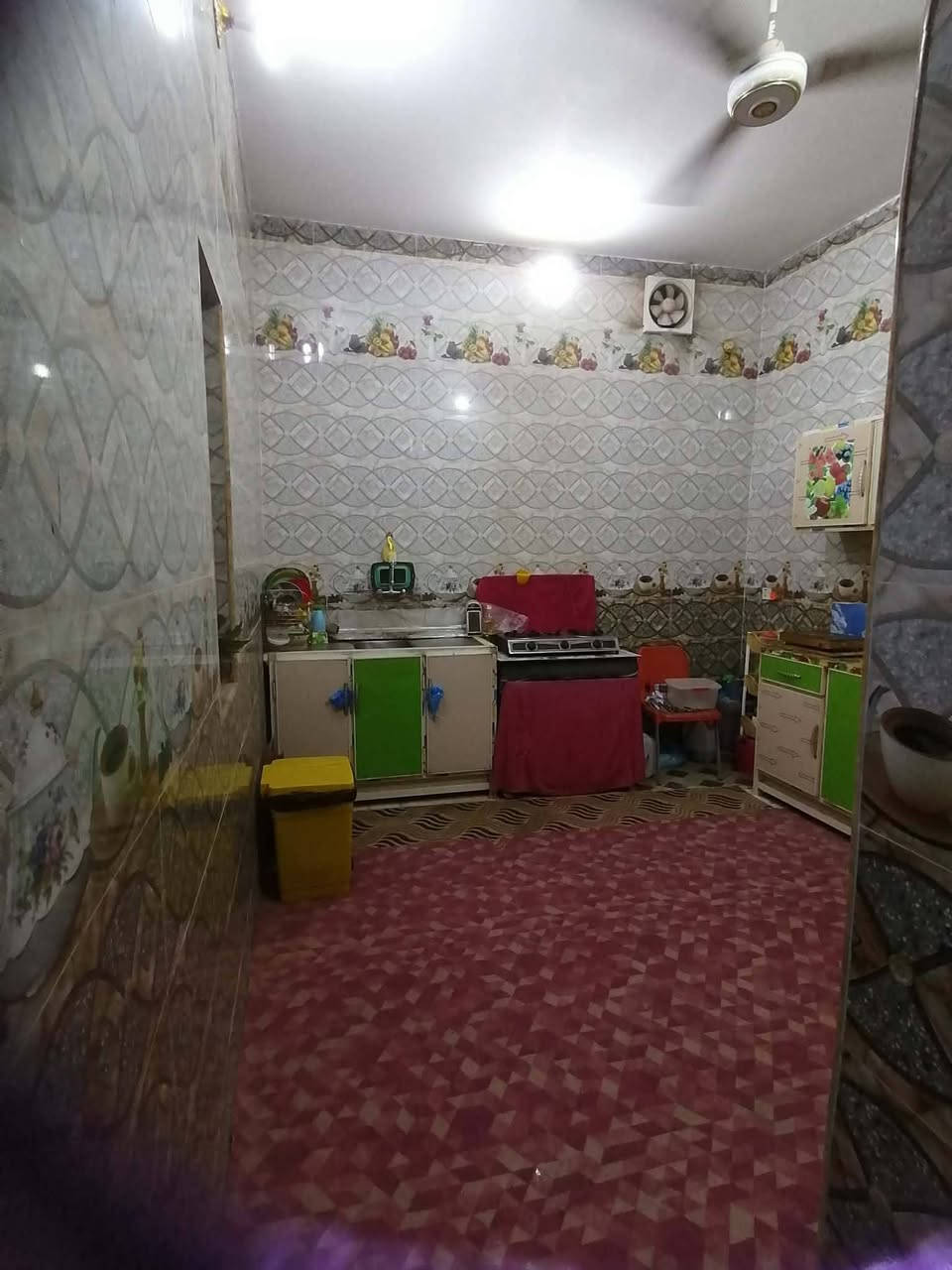 بيت للبيع
حي النور
مساحه ١٢٥ متر طابو صرف
استقبال ٦ طول ٣٢٥٠ عرض
يحتوي على ٢ غرفه
للتواصل والاستفسار.
السعر ٥٧ بيه مجال 
***********
