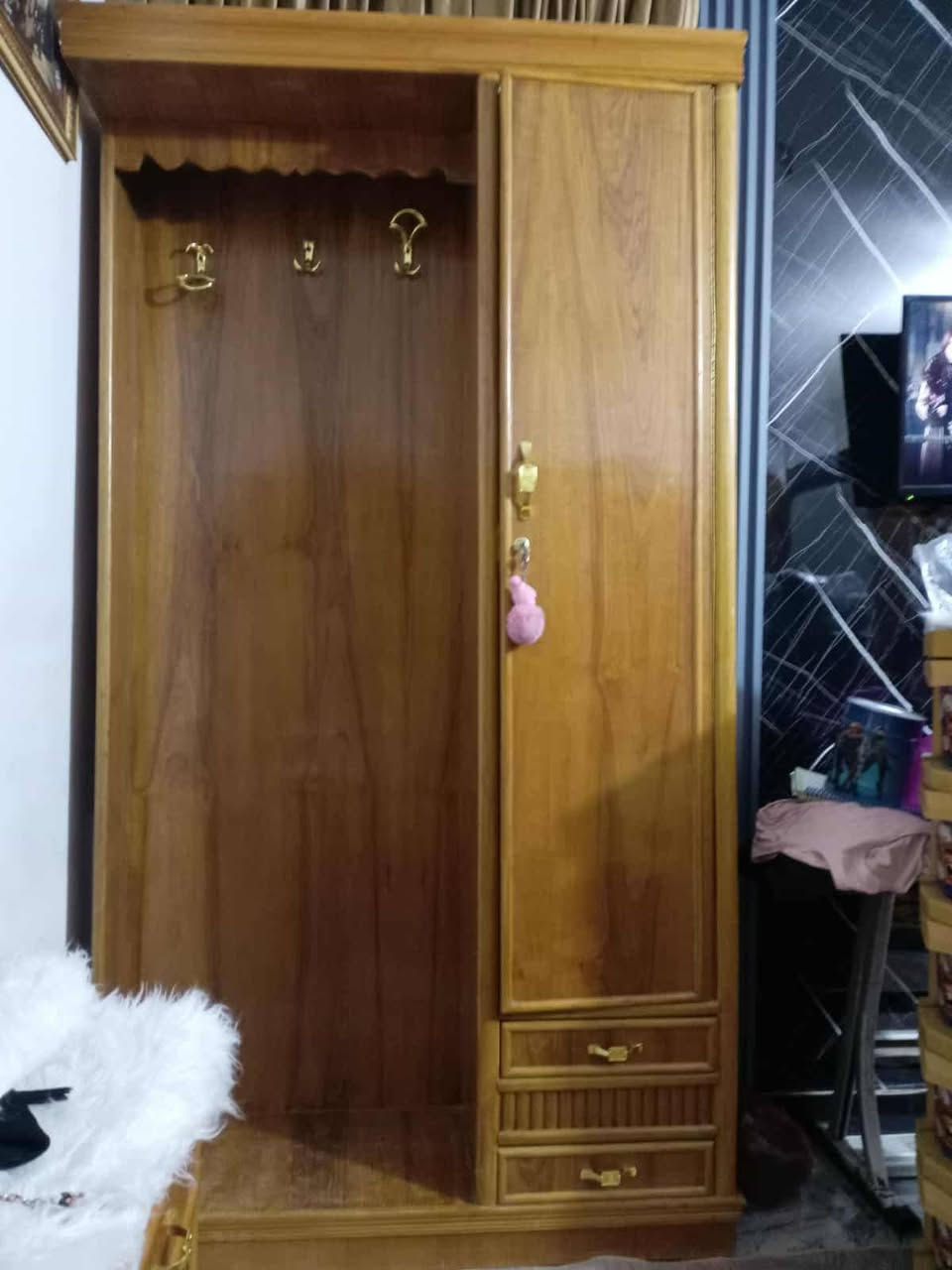 غرفه تزكام نضيفه 90% من دون كنتور سعر 500 نهايته ***********
