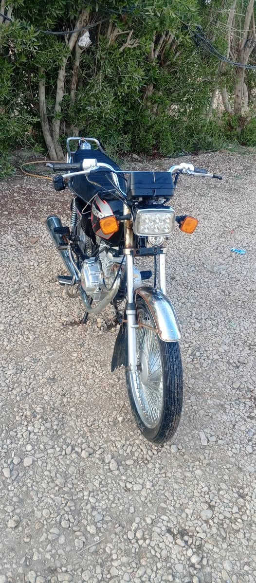 سلام  عليكم دراجه اربعه كير تايكر اوراق كامله دراجه ماناقصه شي شوفت عينك موديل 2021 رقمي السعر 350 / ***********
