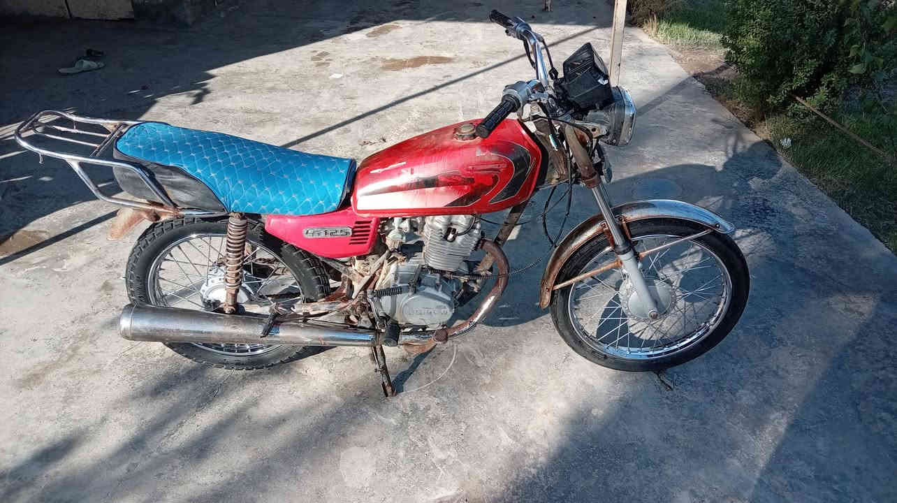 السلام عليكم دراجه ارشه كلك
 للبيع 250 وبيه مجال 

مكان
بابل محاويل
***********
