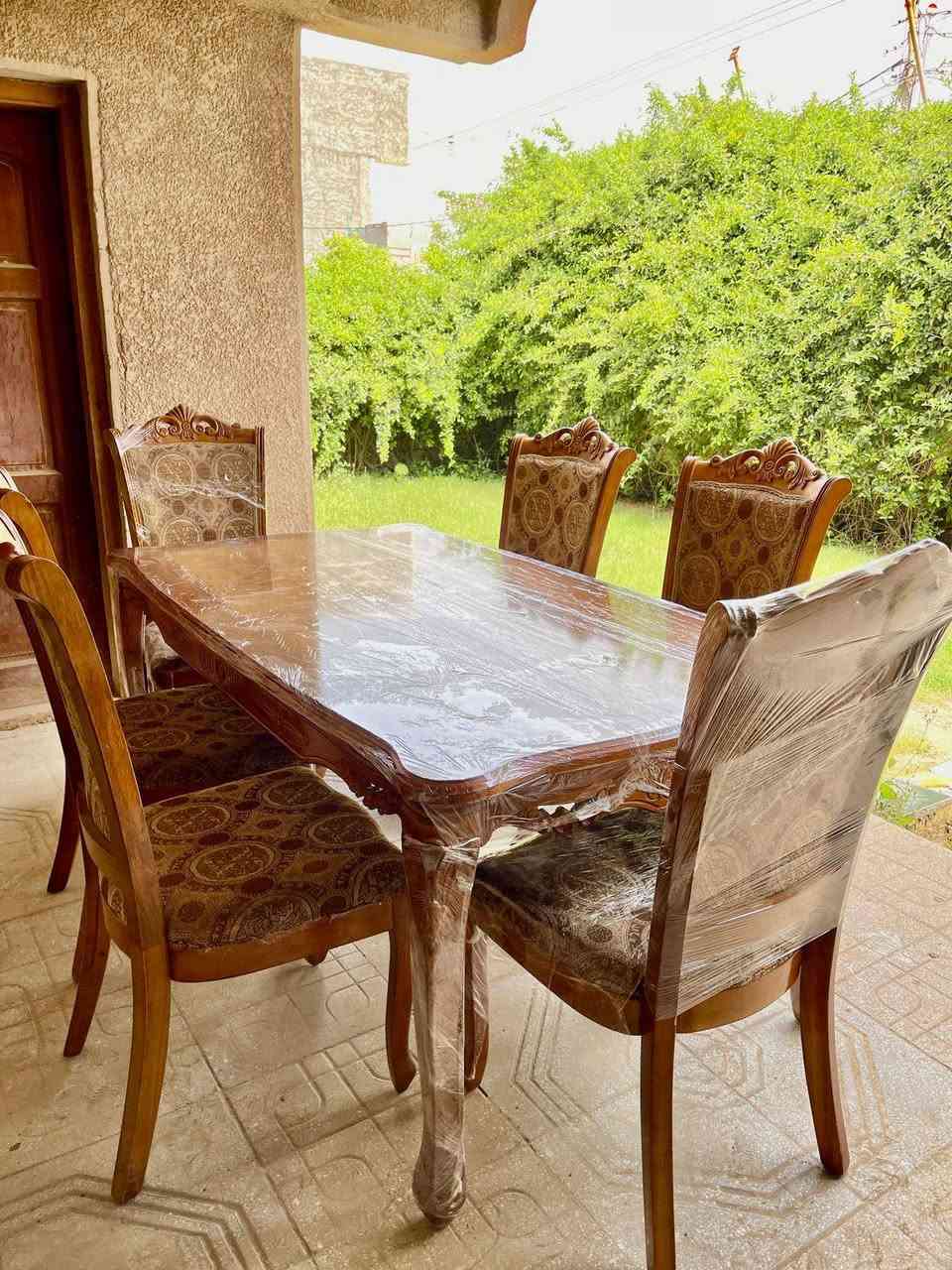 ميز طعام جديد مثل ماموضح بالفيديو للبيع فلوجه حي تائميم التواصل واتساب ***********
