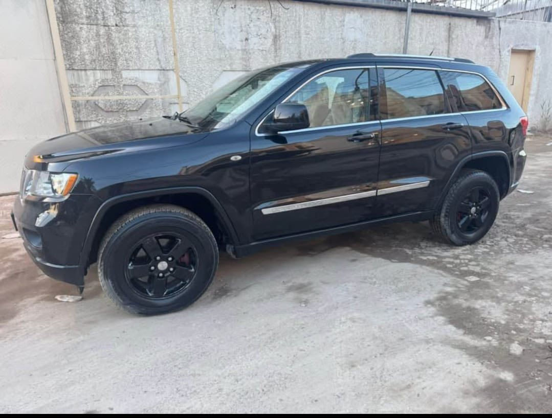 السلام عليكم جيب لاريدو2011  مواصفات اللاريدو معروفه السياره ماشيه ٩٦ رقم سليمانيه تريد تحويل او وكاله بكيفك السعر ١٥٠ وبيها مجال بسيط لبيع او مرواس حسب القناعه سونر مرفق وياها


**إذا كنت صاحب هذا الإعلان وتريد حذفه لأي سبب، رجاءا أرسل رسالة إلى الدعم الفني**