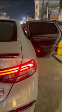 بردات تعتيم • هوندا اكورد • غلاف دشبول