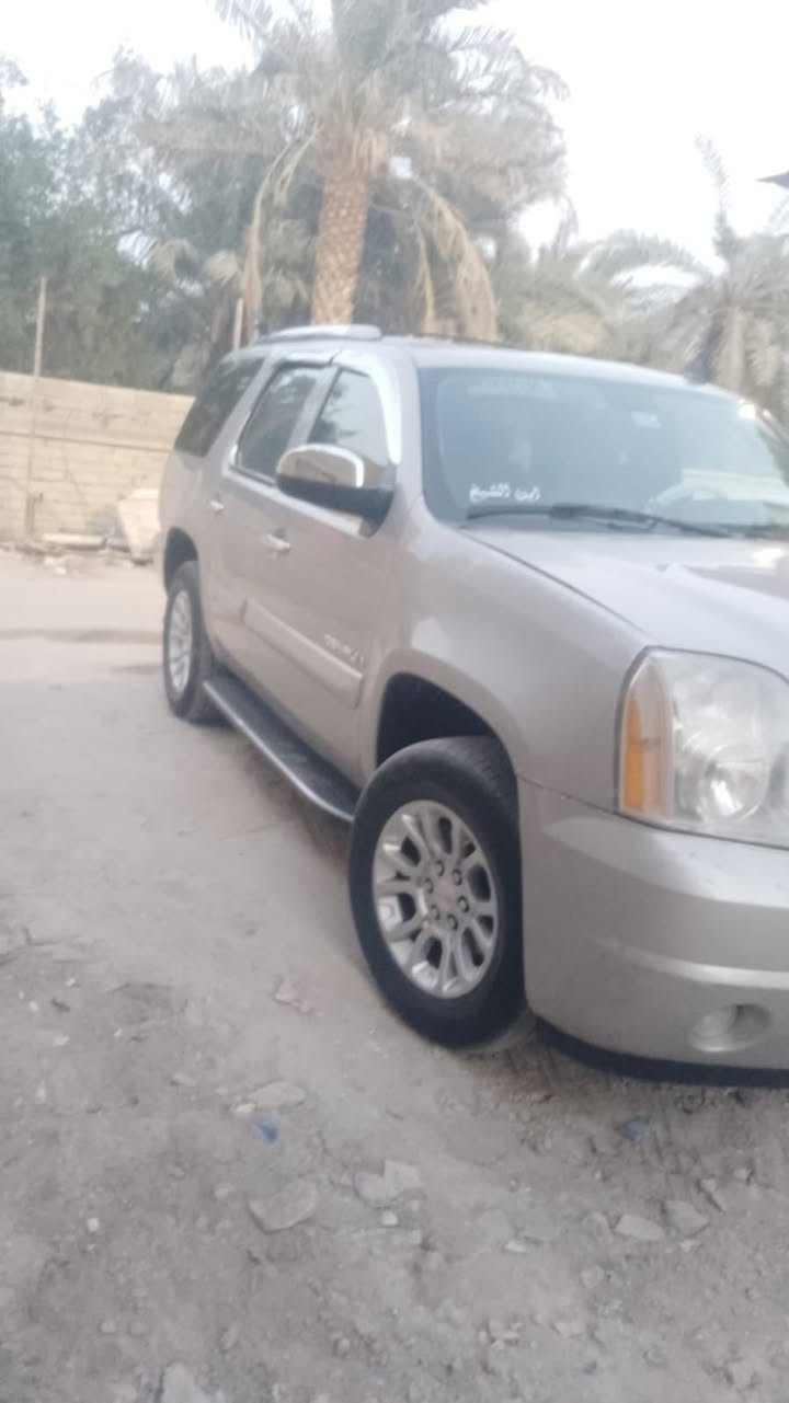 سلام عليكم مكلف بلنشر يوكن مديل 2008 سياره حلوه بديها حلو بسم راعيها السعر 170 وبيها مجال مكان بصره ابي الخصيب***********
