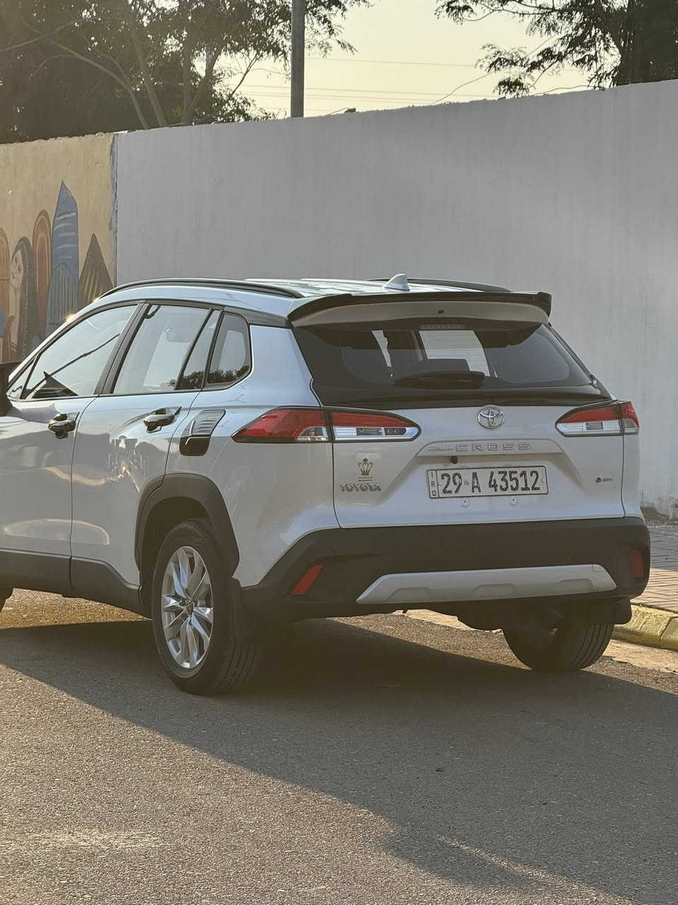 ‏TOYOTA COROLA CROSS
تويوتا كروس 2024 ماشية 14الف مكينة 2000 هايبرد علامة سودة جديدة HEV فول مواصفات 1/1 وتختلف عن باقي المعروضات بالسوق.. ياباني وارد الصيـن

🔥مداور ثاني يوم رقم واسط🔥

♦️ المواصفات :ـ
ـ 4 كامرات محيطية 360درجة
ـ كامرات تسجيل الطريق🔥 والحوادث يمكنك الرجوع إليها🔥
ـ🔥 بصمة دخول ذكي🔥
-🔥فتحة سقف🔥
-🔥شحن وايرليس🔥
ـ 🔥جنطة كهرباء🔥
ـ 🔥الكرسي كهرباء🔥
ـ 🔥مري شفط🔥
-🔥شفقة خلفية-مري باتمان-يدات سود🔥
-🔥عزل كامل للسيارة🔥
السعر 180 وبيه مجال بسيط
*************************
للجادين فقط الأتصال .. لا استقبل الرسائل↘️
***********
