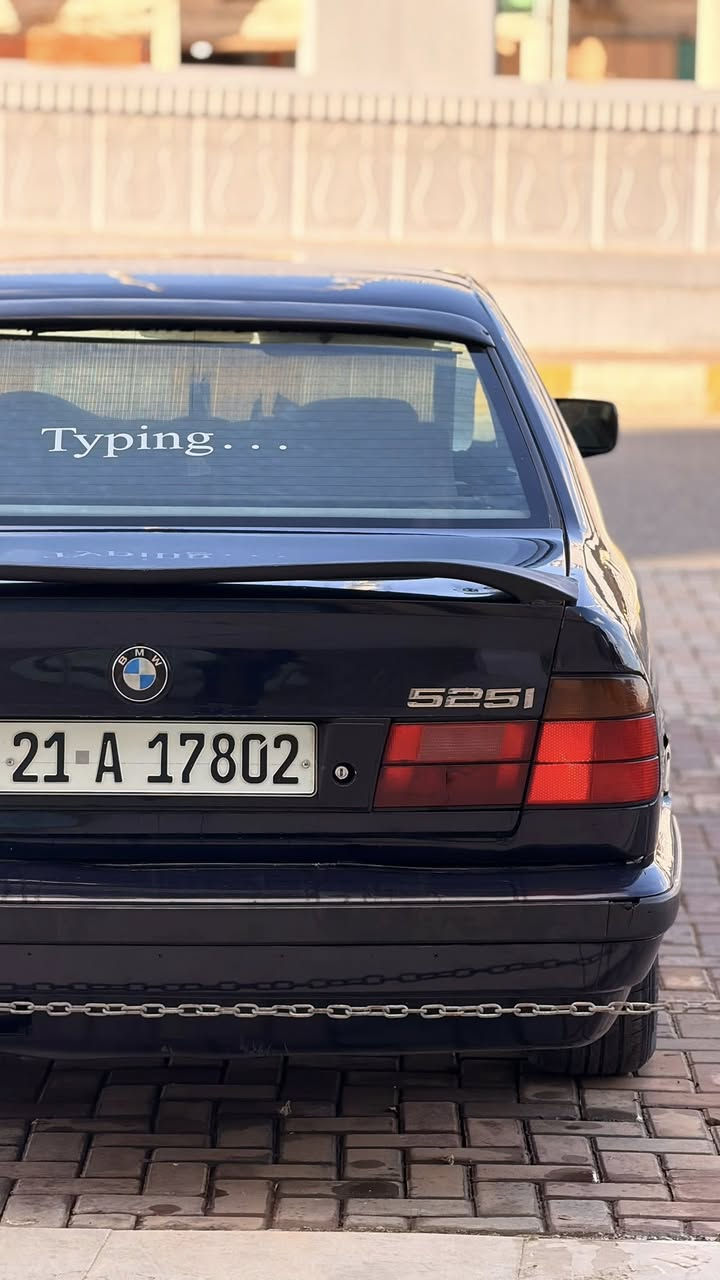 السلام عليكم للبيع بي ام موديل 1992 اصل525 محرك مسكر شرط كير وتماتيك شرط صدر امامي خلفي جديد تخم تاير جديد تخم ويل اصلي بلادي رقم بغداد دولي سنويه الغايه 20230 هزه جديد تبريد ثلج 🧊 تدفئه نار السياره صبغ عام جماليه بدون اي حادث غرفه جديده السعر 65 وبيها مجال يرهم مروس حسب القناعه مكاني تكريت رقم التلفون ***********
