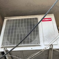 � للبيع مكيف TOSOT (توسوت) 2طن سبليت ❄️ بحالة جيدة ويعمل بكفاءة 📌 نوع:...