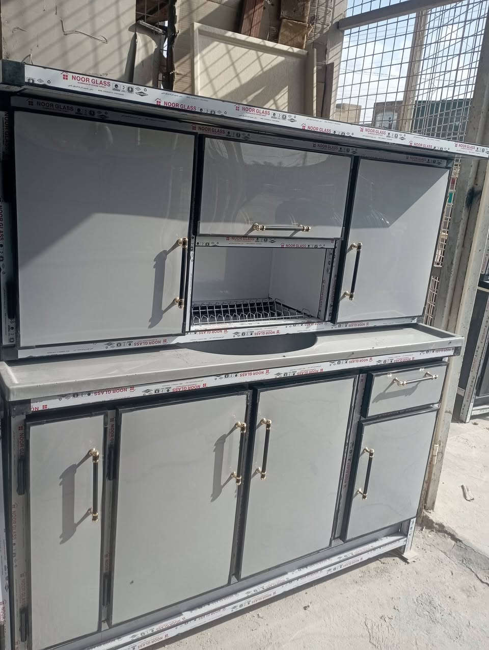 كاونتر قياس مترين مع سنك مرمر قياس متر ونص كله مبطن شغل درجه اولى للبيع واتساب *********** نجف
