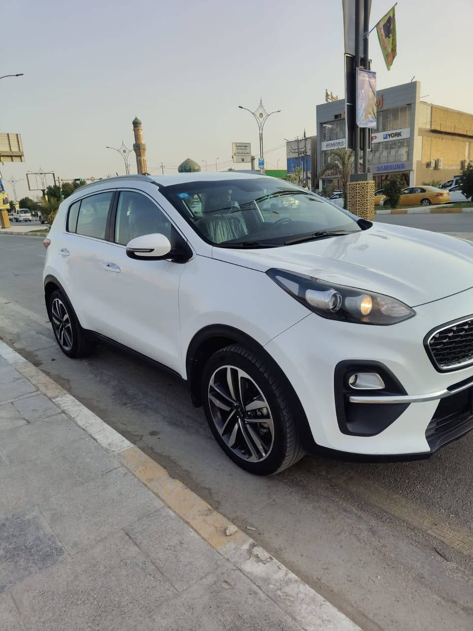 للبيع كيا سبورتج موديل ٢٠٢١ خليجي مكفوله ضربه وصبغ  رقم بغداد انگليزي مداور نفس اليوم سنويه  للتواصل ***********
السعر 208
مكاني ذي قار
