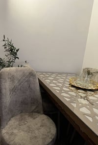 ميز طعام • ٦ كراسي