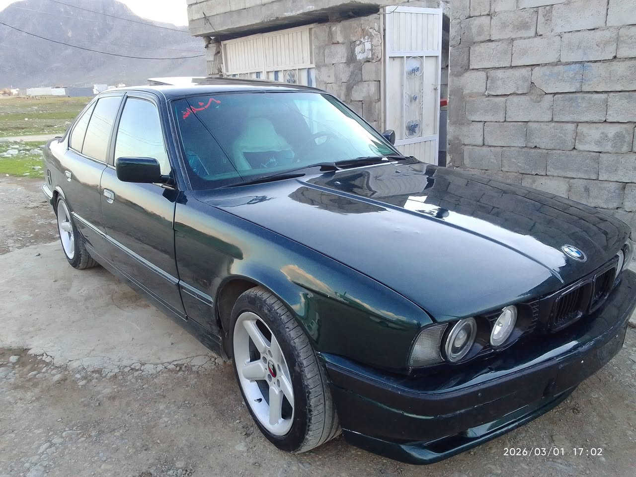 bmw مۆدیل 1992
ئاڕم پلاستیک سلیمانی
مەکینە 25 گیڕ عادی
دەعمولیدراوی نیە
یەک دینار مەسرەفی تیدا نیە
فرۆشتن و گۆڕینەوە بە شتیک بە دڵم بیت
***********
***********
