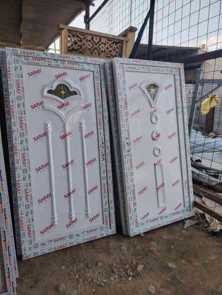يوجد بواب بلاستك جديد القيسات استندر ابيض سعر باب 75 الف نقشه ضمان تركي يوجد فصال بواب و شبابيك كل الأوان الأسعار  مختلفه حسب طلب معمل الرحمان شارع العام مجاور جامع الشهيد ***********
