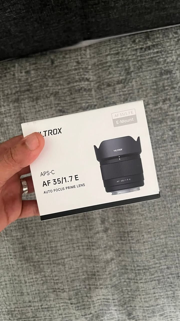 سوني fx 30 لتصوير السينمائي
مع عدسه 35
ورام 
للاستفسار 
***********
