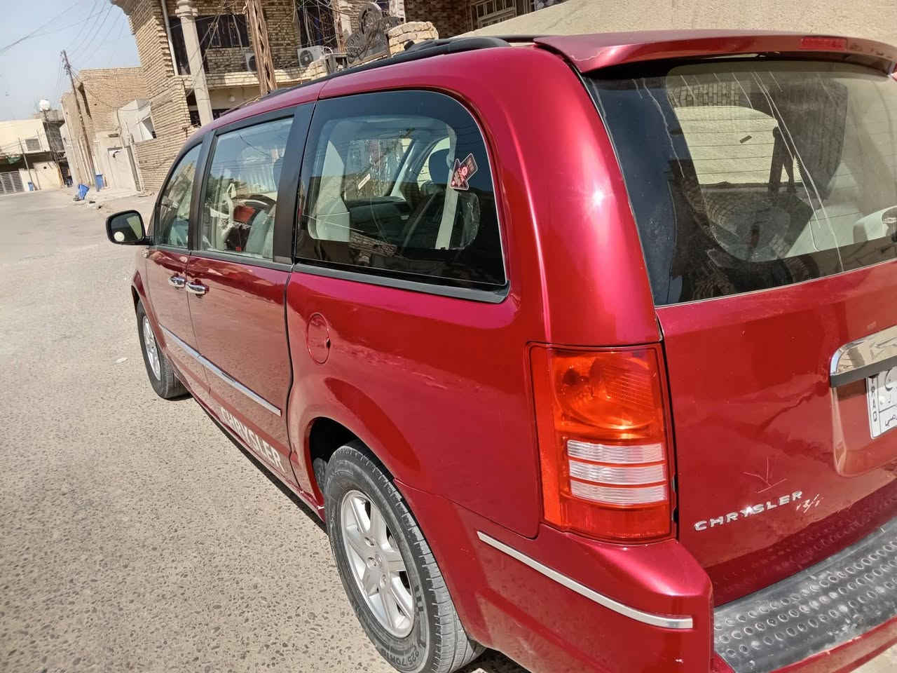 كلايسلر كرفان ٢٠١٠ كير محرك حدادية تبريد كلة جيد وشغال الأبواب والجام كهرباء بيه ٥قطع صبغ ابيع حزام السعر ١٠٥ العنوان العمارة رقم الهاتف ***********
