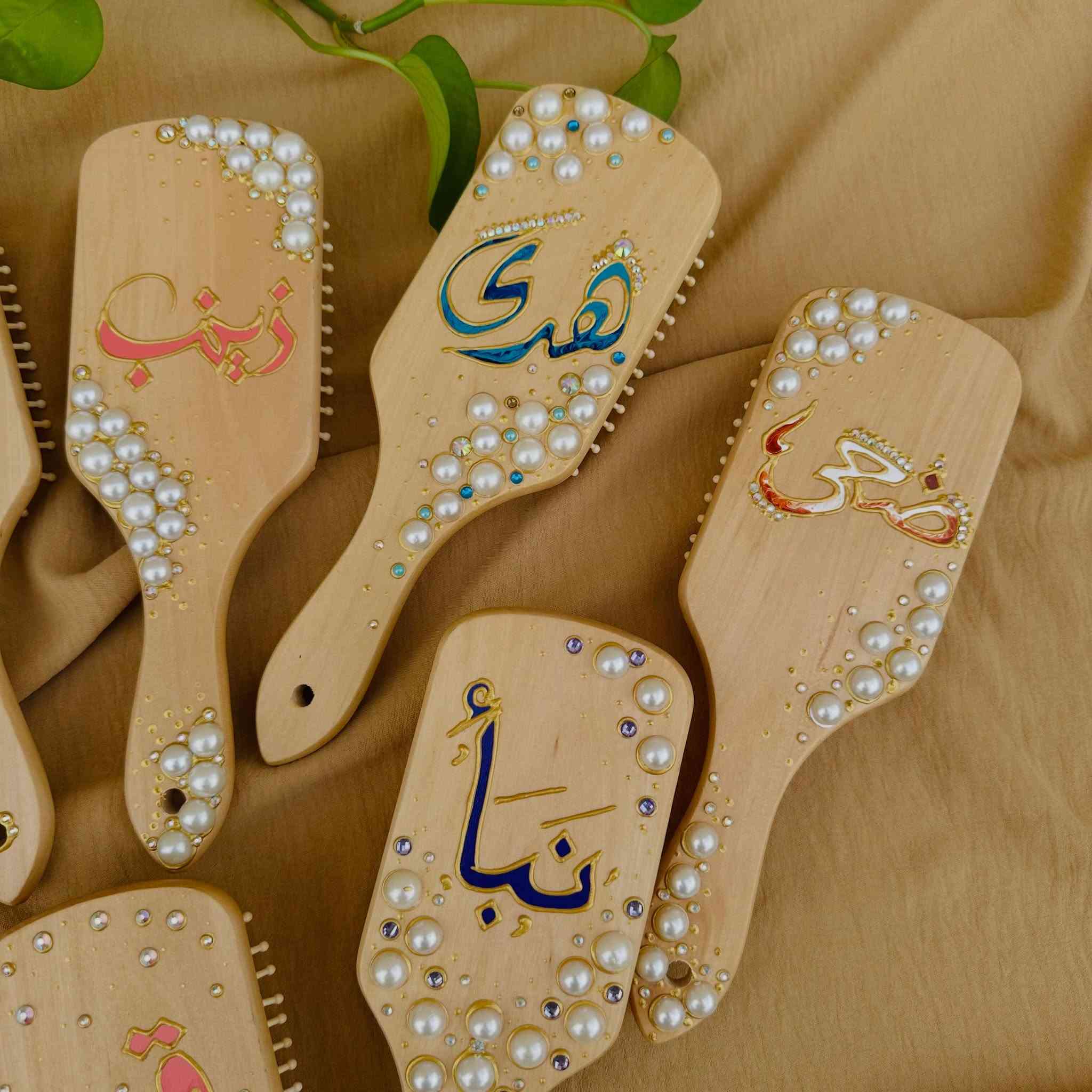 خلو مشط شعركم مميز بأسمكم وجميل مثلكم🥹💛✨
الاسم حسب الطلب ✨
وبسعرمناسب 
التوصيل لكل المحافظات ب٥وبس🚚✨
للحجز خاص💛
'
'
#اكسبلور_explore #exercise #explore


**إذا كنت صاحب هذا الإعلان وتريد حذفه لأي سبب، رجاءا أرسل رسالة إلى الدعم الفني**