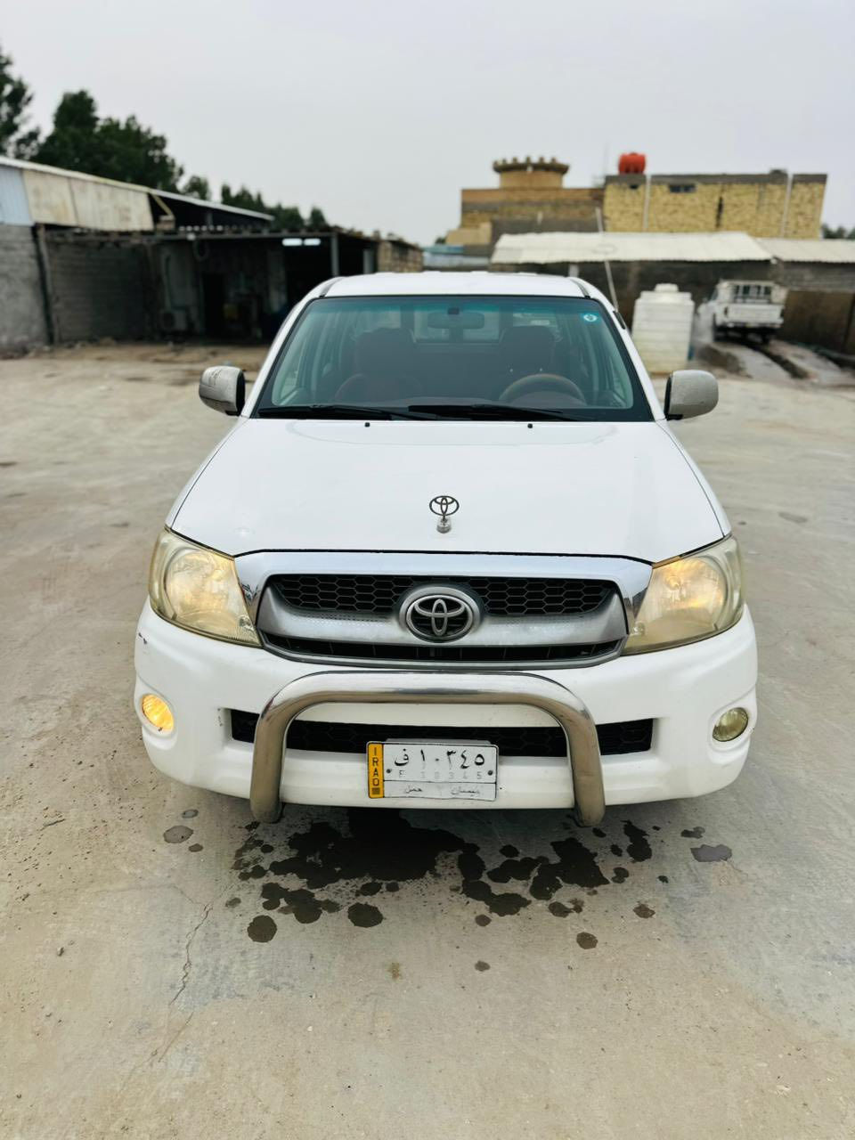 يالله سلام عليكم للبيع 2010 سعودي خطتها مال لشركه كفاله عامه سونار من ليت للبك لايت سياره كارتون مكينه كفاله كير كفاله حداده وتخم تاير جديد تبريد ثلج بسمي تحويل مباشر سلمك رقم دولي ما تدفع عليه ربع كله عليه رقم ميسان 
مكاني ذي قار قضاء الرفاعي السعر 150 وبيها مجال سياره مال جناي وبل عافيه عل ياخذها *********** 
***********
