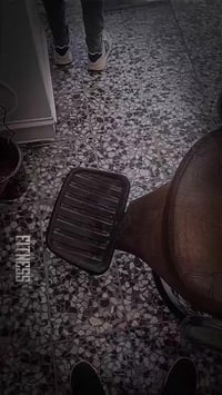 كرسي حلاقة • النجف حي الوفاء