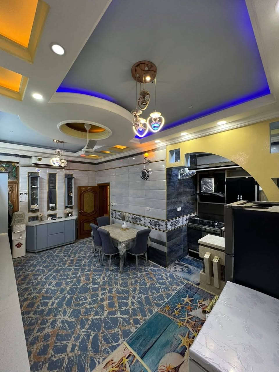 #بيت_منطقة_الغربي_خلف_مول_البررركه مباشرتا مساحة 200م 

(((#يتكون_من_طابقين)))

#الاول غرفتين وصالة واستقبال ومطبخ وصحيات داخليه وخارجيه 
#الثاني غرفتين وصاله وصحيات 

((((#ملاحظة))))
يرهم مراوس بيت او قطعه او هيكل 
بالحكم او 36 او النفط الجديد او بالمناطق 

________________________________
#البيت_نضيف_جداااا_بنااااء_2018 جاهز للسكن

تفاصيل اكثر زيارة  مكتب الجنوب للعقارات 

او الاتصال عالرقم ***********

بأدارة المهندس حسين عيسى الشمري
