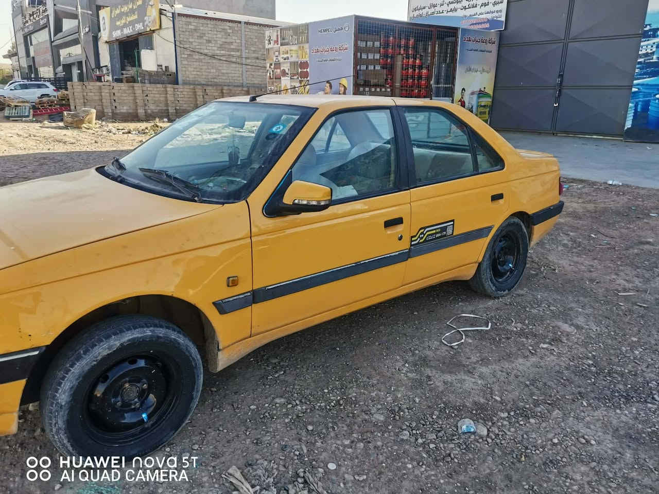 سلام عليكم بيجو لميس  2016 باسمي رقم  بغداد جديد مصفره هيئه وغرامات هزه جديد تحويل مباشر  كير كلج جدد محرك بي تنقيص بس مابي دخانه وبي صوت من ينقص دهن  كشر باب بصف سايق بي صبغ وهلالات فقط  تبريد ثلج حماوه ربع مراوح جدد كتفات ياباني محورات  صدر نظيف  بس خلفي. تعبان كهربائيات كله شغاله لايتات زنون عالي ناصي رايدها 35 ورقه مكاني بغداد ***********
