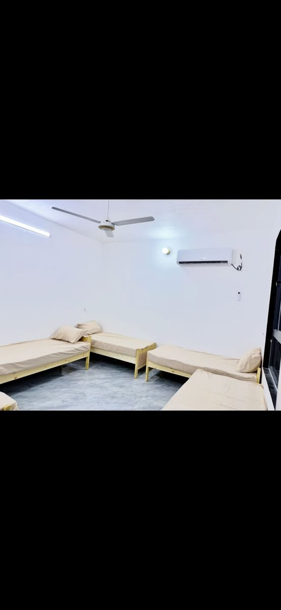 ⚜️مزرعة موثقه ب تطبيق اجرلي⚡🌳مكان: بلد
⚜️منضده /فيشه/بليارد/والعب اطفال 

⚜️حديقه كبيره وبستان كامله 🌴

⚜️جلسات في الحديقة

⚜️شوايات 🐟

⚜️صحيات خارجيه

⚜️مطبخ مجهز بالكامل 

⚜️صاله كبيره ومجهزه بالكامل

⚜️غرفتين نوم

⚜️انترنيت 4G🚆

⚜️كهرباء٢٤ساعه 

⚜️كراج كبير للسيارات 🚙🚗

⚜️نضام الايجار شفتات او ٢٤ساعه ⏰

الشفتات شفت النهاري من ساعه 10صباحآ  الى الساعه 6 عصرآ الشفت الليلي من الساعة 8مساءآ الى الساعه ٨صباحآ  واليوم الكامل من الساعه 10 صباحآ  الى ثاني يوم الساعه8 صباحآ 

⚜️العنوان : صلاح الدين قضاء بلد 

 ⚜️للحجز و للاستفسار المراسله

***********
