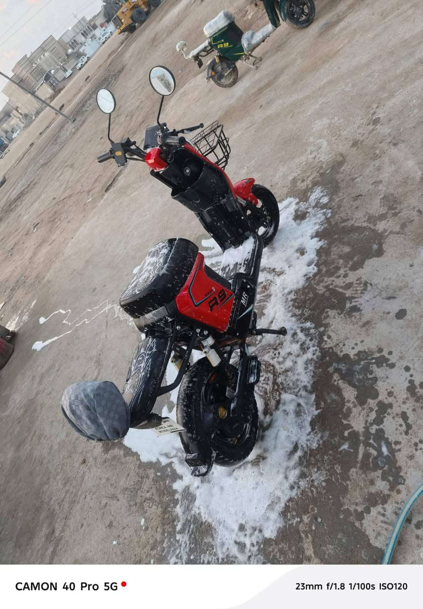 سلام عليكم دراجه شحن لبيع مكاني بصره زبير مربد جديد بطاريات 16 كامله كلشي مابيها رقمي *********** سعر 350 بيه مجال
