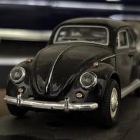 Volkswagen Beetle 🪲   من شركة Hongweel الألمانية 🇩🇪  1:43  السعر 16 ال...