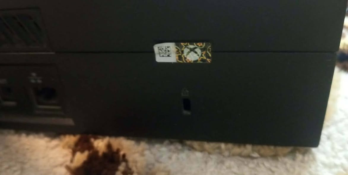 سلام عليكم اكس بوكس وان فات مع اشتراك كيم باس شهر اريد مراوس مع اكس بوكس 360 أو مراوس بلي 3
مكاني بغداد مدينة الصدر رقمي ***********
ملاحظة البلي لوك ستيكر ممفتوح
