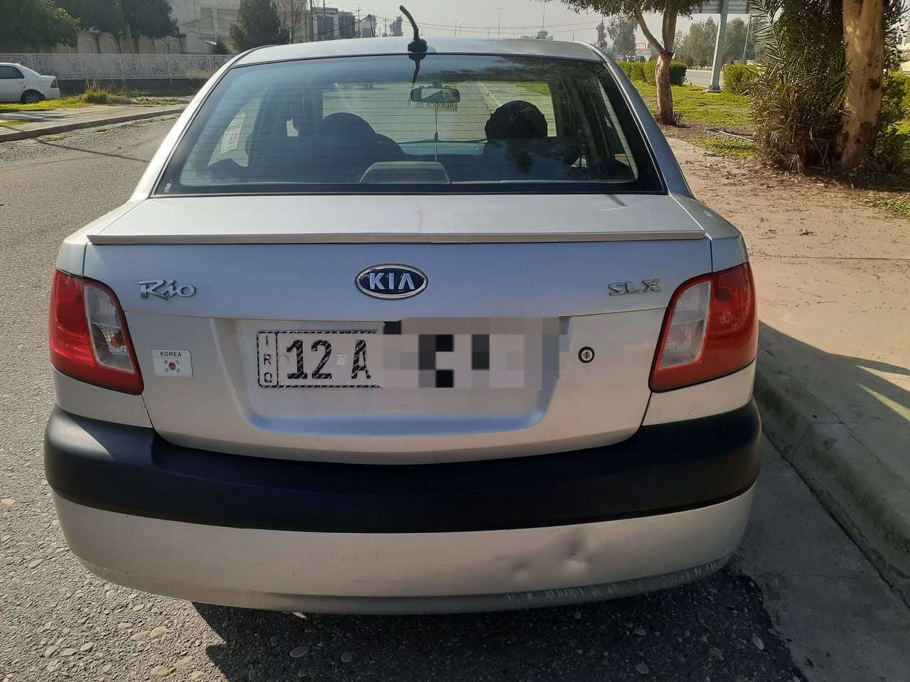 للبيع
كيا بمواصفات برايد موديل ٢٠٠٩ 
الملاحظات
هناك بعض المكانات فيها صبغ  وبعض الأماكن في السيارة فيها تعديل على بارد
الموصفات
تحكمات استيرن
شاشة
كامرة
تدفئة تبريد
طخم أمامي خلفي جديد
أربع تايرات جديدة
كير ومحرك شرط
حجم المحرك ١٦٠٠
رقم نينوى انكليزي
هزة جديدة
شرط التحويل من الشرعي
للإستفسار والتواصل على رقم الهاتف( ***********
(***********)
