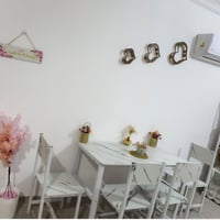 ميز طعام • جديد غير مستخدم • اسكان تاور