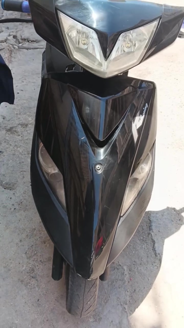 ثعلب للبيع كوم حديد مكينة لاطشة مكاني رحمانية الجعيفر بغداد قرب شارع حيفاء هذة رقمي *********** السعر 350 الف بيهة مجال لطيبن

