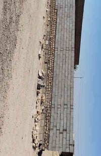 بنه متفرغ شغل بلوك وحجر 07878557715،يوجد واتساب وغير متواجد على الفيس،...