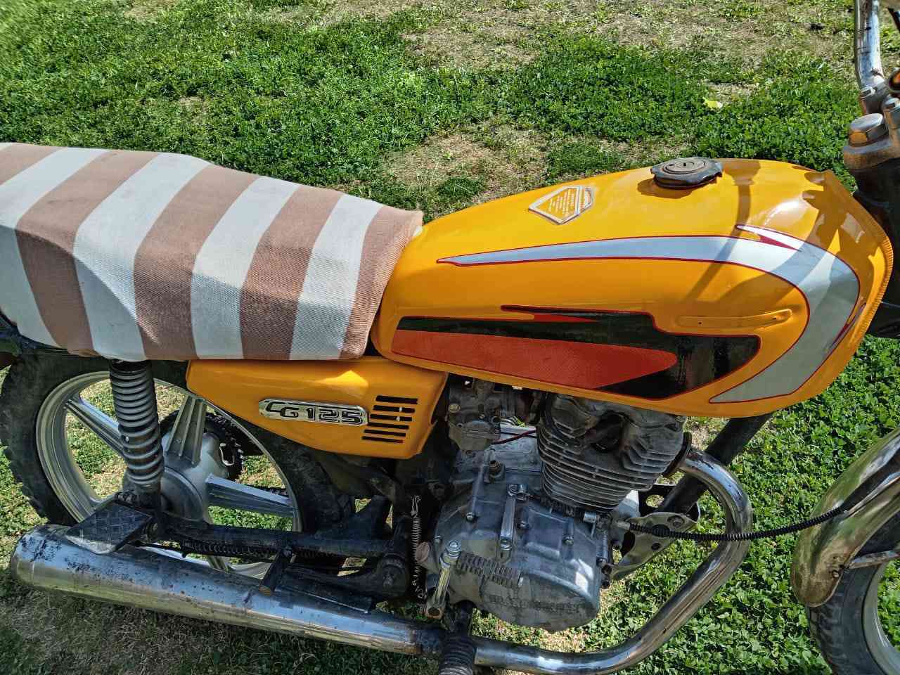 سعر 200وبيه مجال
***********
