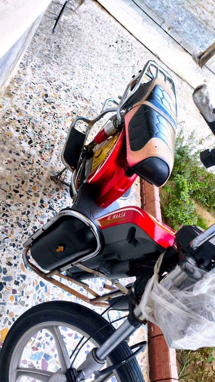 دراجة شحن الماسه  6 بطاريات
موديل/2023
البطاريات على الفحص
شغاله على الفحص
السعر 325 وبي مجال  
*********** 
مكاني الفلوجة
Abdulrahman Buraq Ibrahim
