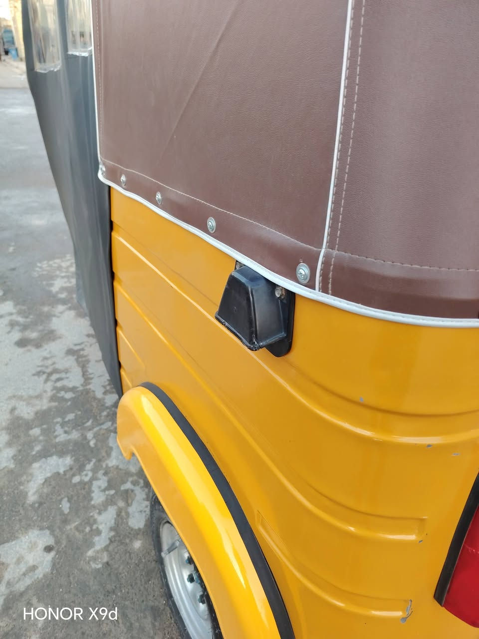 سلام عليكم تكتك مديل 20 شهر 12 رقم وسنويه بسمي شرط التحويل مكفوله من التنقيص ولتبخير تخم تأثر جديد أي نفأقص ما بيه مكلف بلنشر العنوان مدينه الصدر تقاطع كسره وعطش تصل وبيك خير وتدلل مكلف ***********
