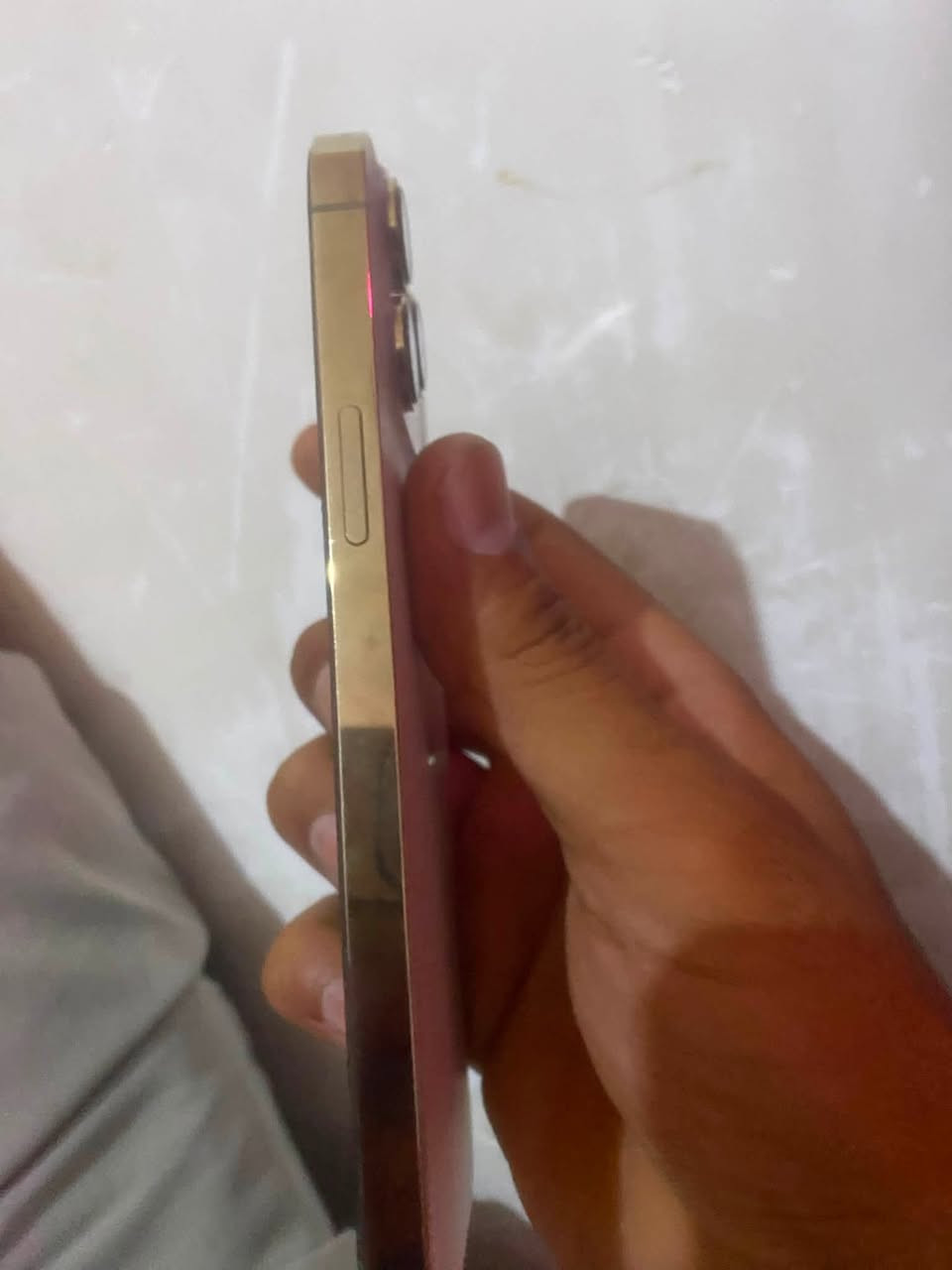 سلام عليكم ايفون ١٣بروماكس مبدلل شاشه جهاز نضيف بمعنئ الكلمه قافل ايكلود شباب ركزو زين قافل ايكلود سعره ٢٥٠ فقل ***********
