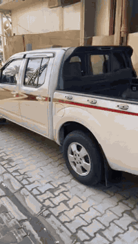 نيفارا ٢٠١٣ • ١٤٤ الف • رقم بغداد إنكليزي