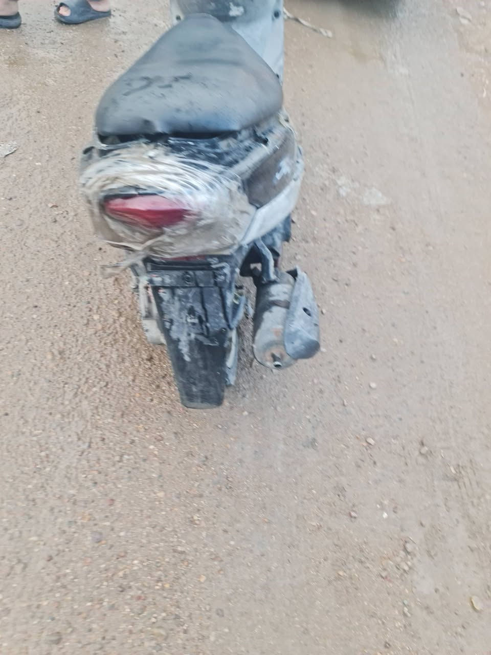 طافية متروكة الاتصال ***********
