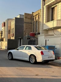 كرايسلر 300 • ٢٠٢٣ • فول مواصفات