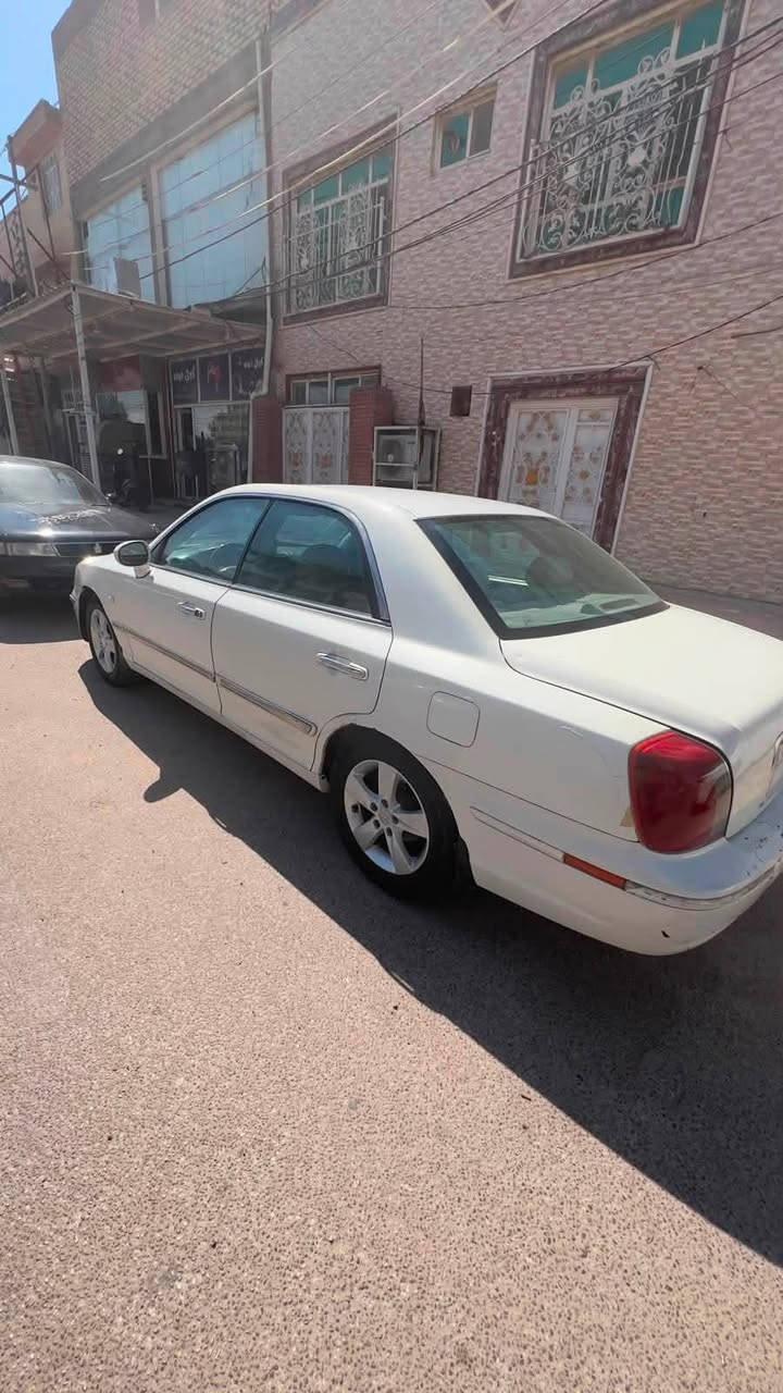 للبيع سوناتا 2005مكفوله من ضربه مكينه كير مكفولات تبريد ثلج كشنات كهربا بصمه السياره فول سياره الرقم بغداد مداور ثاني يوم السعر ٥٠مراوس ترهم شعندك نزل الرقم ***********
