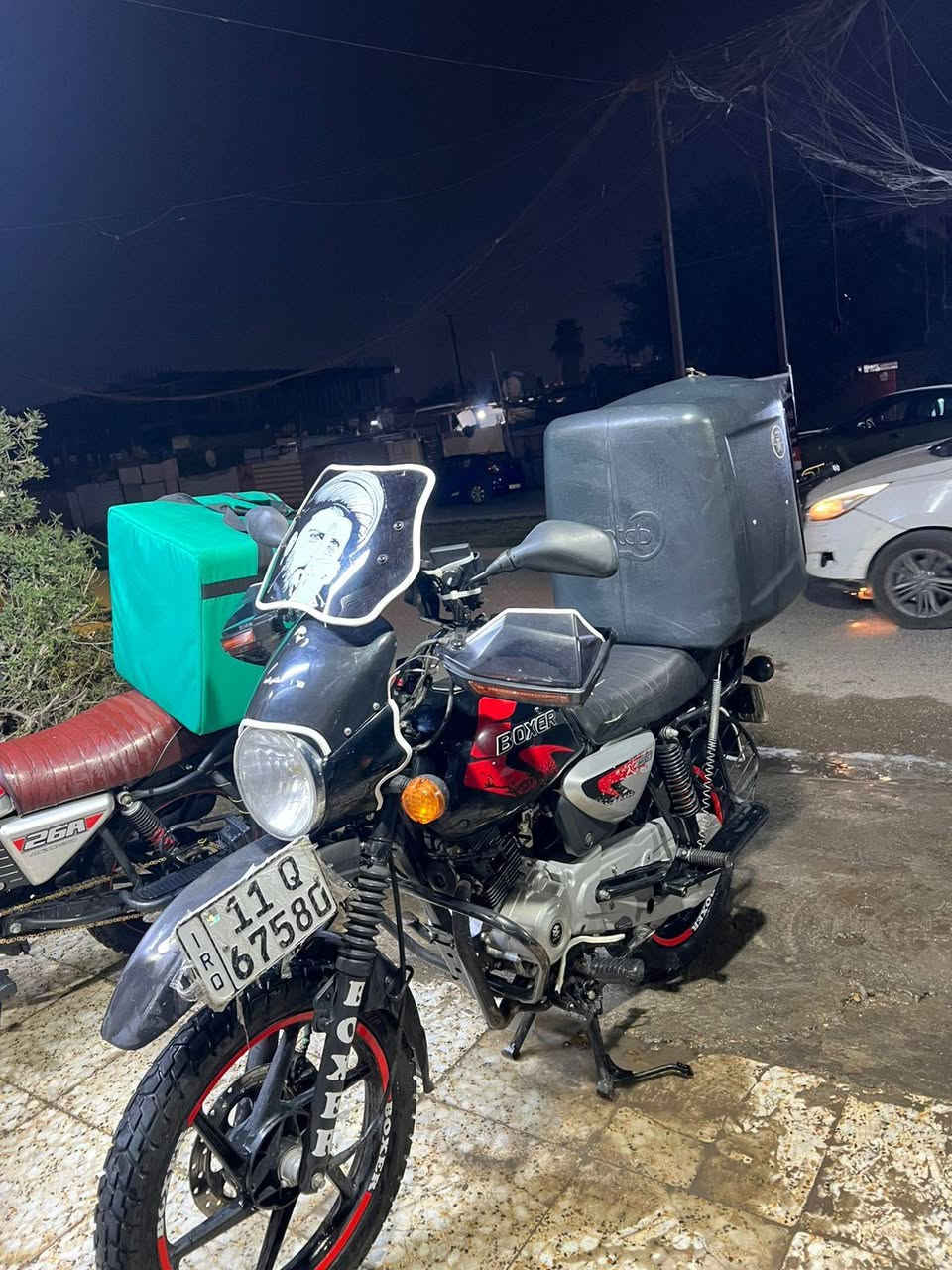 سلام عليكم 
بوكسر موديل ٢٣ مرقمه دراجه مرتبه وكل نقص مابيها مكفوله كفاله عامه مكاني الشعب رقمي ***********
سعرها ٢٥٠٠ مليونين و ٥٠٠ 
او مراوس بدايوان
