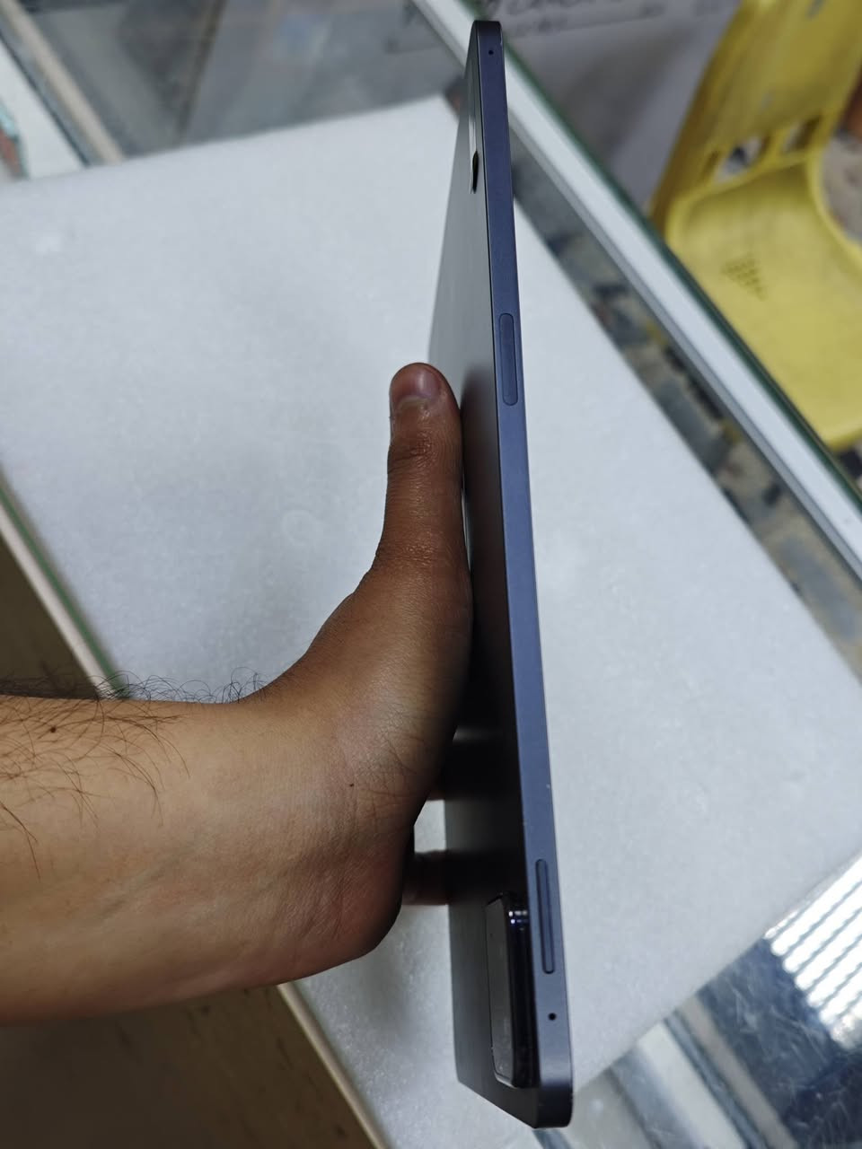 مستخدم شاومي باد 7 فقط 
عدد دورات الشحن 90 
كامل ملحقات كارتون وشاحنة وكفر 
السعر 375 الف 

🔻🔻بيع نقداً وبالقسط لحاملي بطاقة الرافدين
بدون كفيل وبدون مقدمة

  ***********

العنوان:- الرمادي / شارع السينما / قرب مكتبة بغداد / مكتب الجوهرة البيضاء 
يوجد توصيل جميع محافظات العراق
