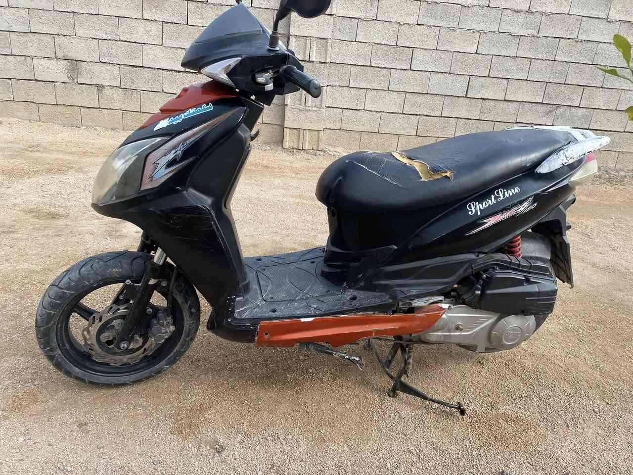 السلام عليكم  عندي ذني اريد اراوسهن ابموطور هيوشه واحد من عدهن مرقم بس ضايعات المستمسكات
شغالات ثنينهن


**إذا كنت صاحب هذا الإعلان وتريد حذفه لأي سبب، رجاءا أرسل رسالة إلى الدعم الفني**