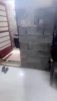 بيت تجاوز في منطقه شهداء البياع موقعه بنص البيوت الطابو كلش مرتب ونضيف...