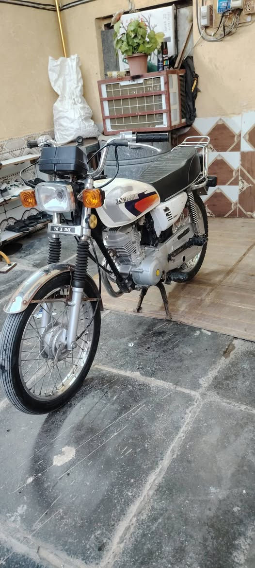 سلام عليكم شباب درجه البيع موديل 21اورق اصولي درجه خير من الله السعر 675اوبيه مجال حك جيه مكان كوت وافدين هاذه رقمي ***********والمو شراي لا يتعبني خاص لايوجد 👍
