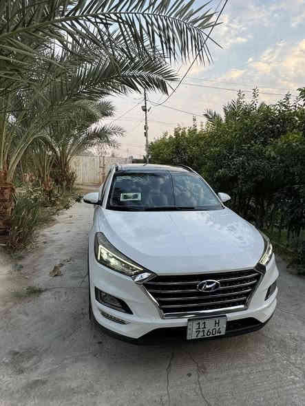 السلام عليكم سيارة توسان  موديل ٢٠ مكفول فول موصفات مكاني بغداد جسر ديالى القديم *********** غير متواجد على الفيس  سعرها ٢٢٥ ماشي ٥٧ الف
