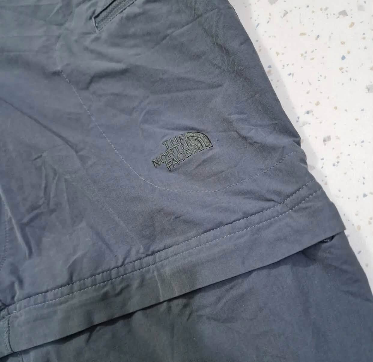 The north face
قیاس ٣٤ 

نظافة ٩٩٪

سعر ٢٥ الف 

توصیل موجود


**إذا كنت صاحب هذا الإعلان وتريد حذفه لأي سبب، رجاءا أرسل رسالة إلى الدعم الفني**