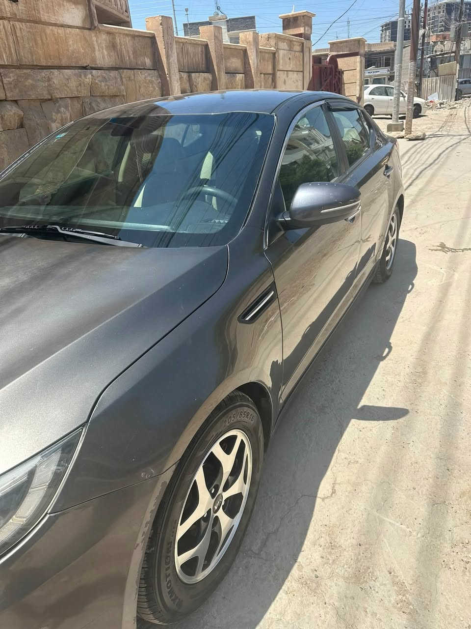 السلام عليكم 
اوبتما 2014 رقم بغداد 
بيها اربع قطع صبغ سياره كامله مابيها اي نقص 
محرك 2400 السعر 100 رقم الهاتف ***********
السياره محل وجودها بغداد حي الجهاد
